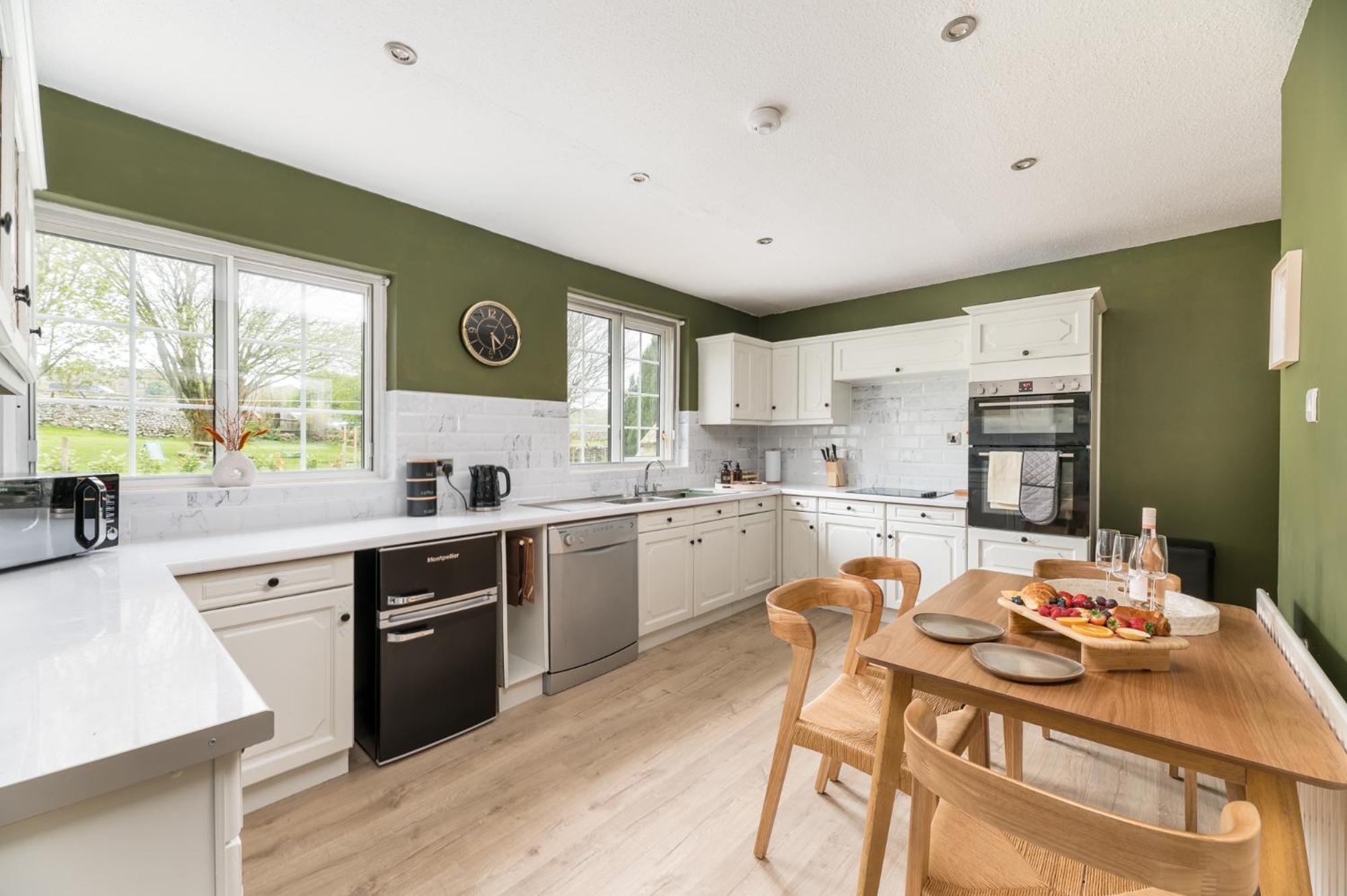 Central Malham Wellbeing Escape With Hot Tub Sleeps 8 Εξωτερικό φωτογραφία